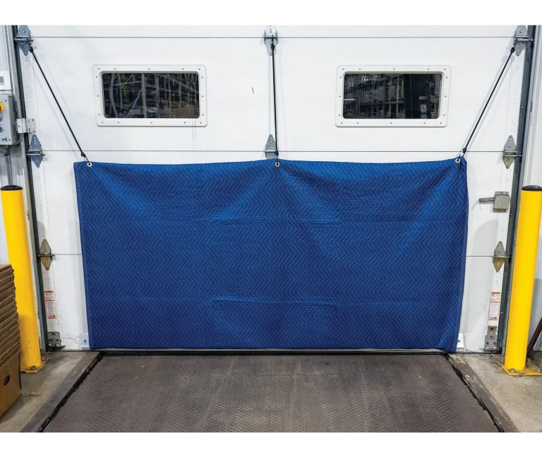 Manta aislante para nivelador de muelle 3